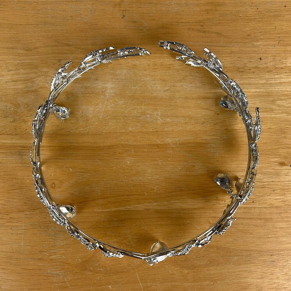 Cupid Olive Branch Headpiece - Picture 3 of 3
